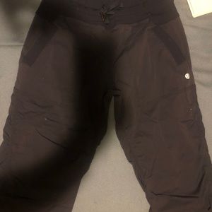 Lulu studio capris